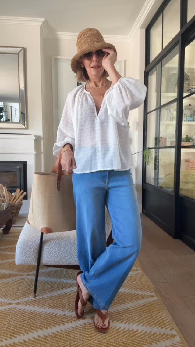Post 7 by DESRAY | SA Women's Designer on Instagram (video)