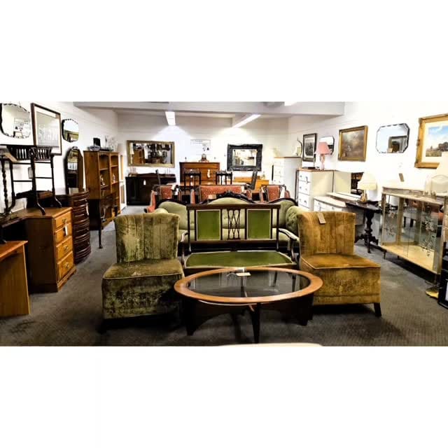 Post 6 by The Yard Shop on Instagram (video)