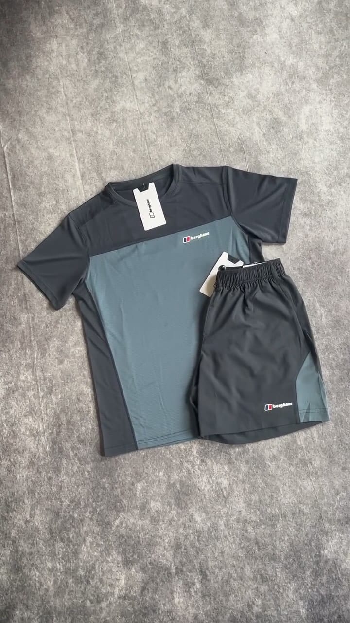 Post 10 by Cills_Clothing on Instagram (video)