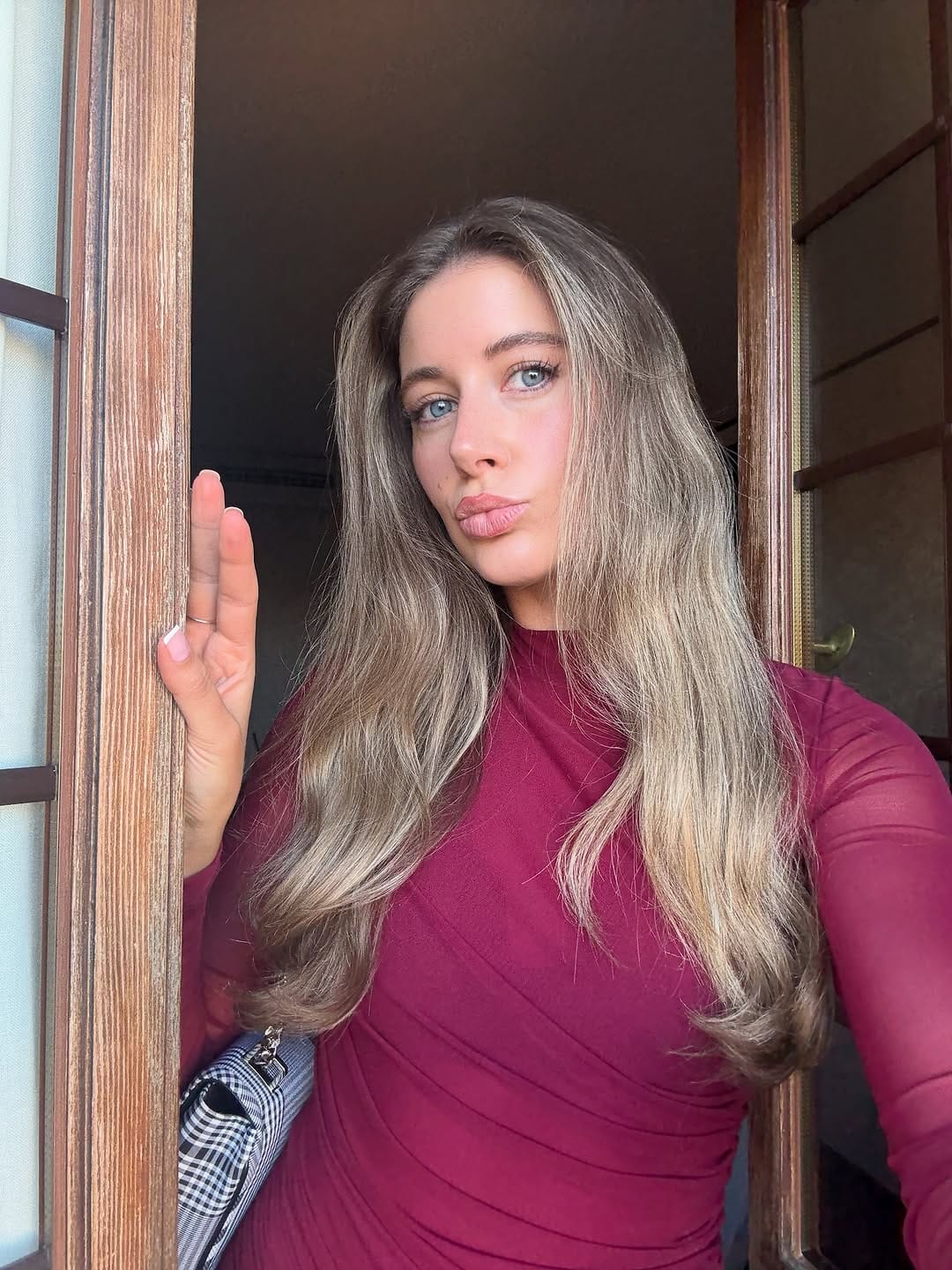 Post 5 by Charlotte Estella Roffey on Instagram (carousel)