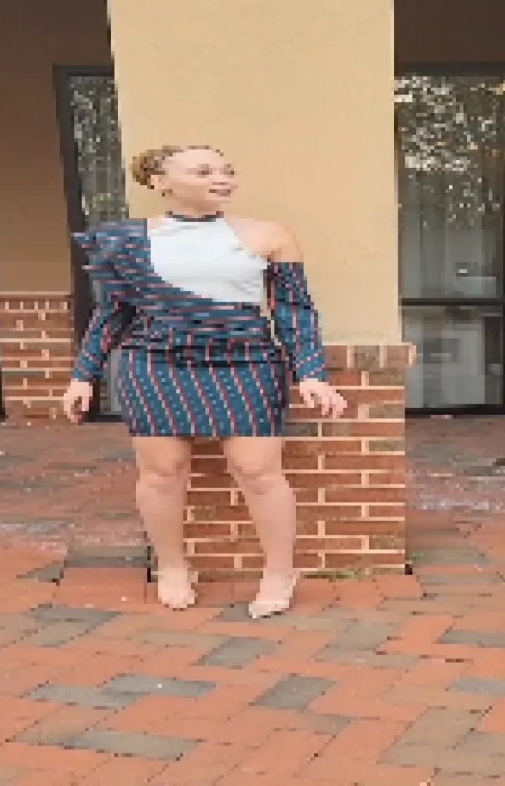 Post 5 by Joanah Black on Instagram (video)