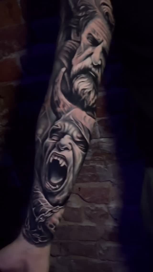 Post 7 by 𝐃𝐢𝐞 𝐅𝐨𝐫 𝐀𝐫𝐭 𝐓𝐚𝐭𝐭𝐨𝐨 Studio on Instagram (video)