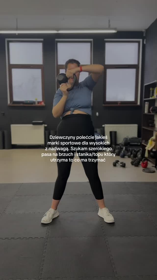 Post 3 by SaraCzarna | pewna siebie, żyje na trzeźwo, pracuje z nadwagą on Instagram (video)