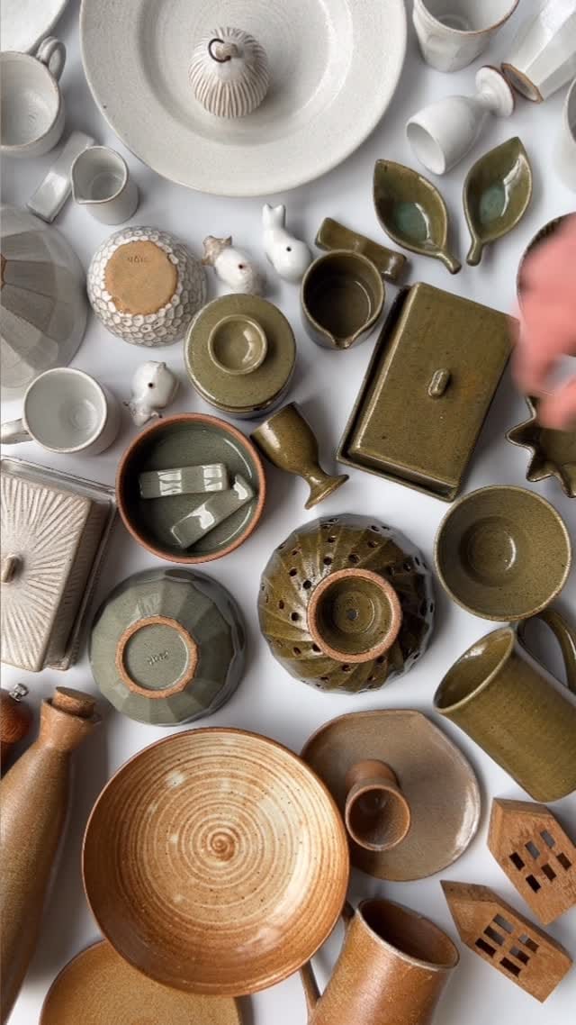 Post 4 by Nom Living on Instagram (video)