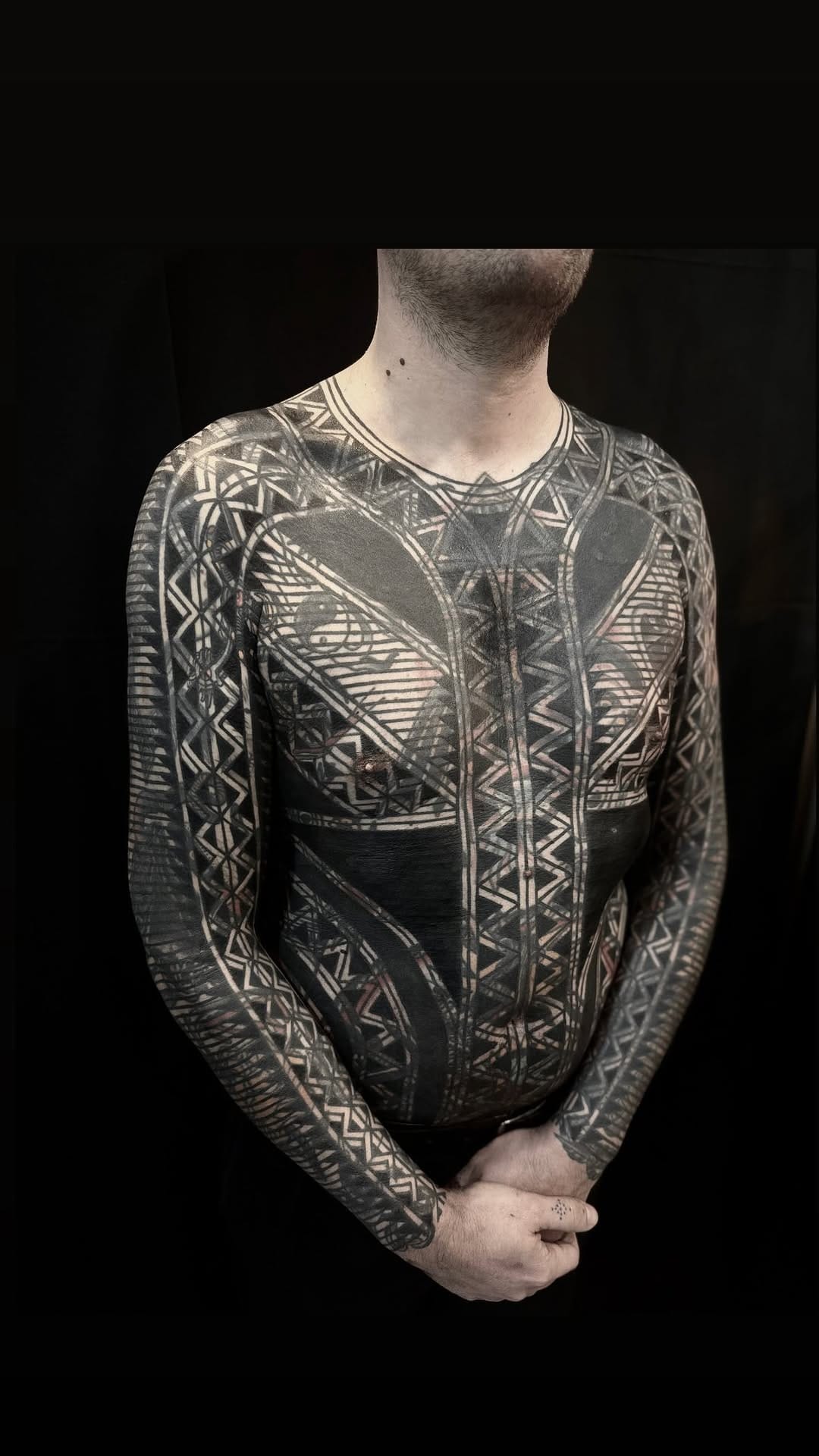 Post 3 by SEVEN DOORS TATTOO East London Tattoo Studio - Walkins Everyday on Instagram (video)