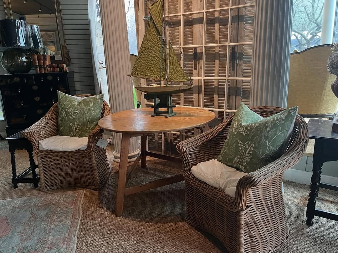 Post 4 by Henhouse Antiques on Instagram (image)