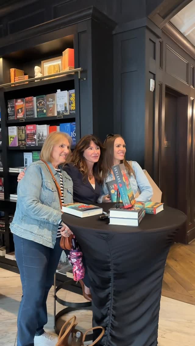 Post 3 by Oxford Exchange Bookstore on Instagram (video)