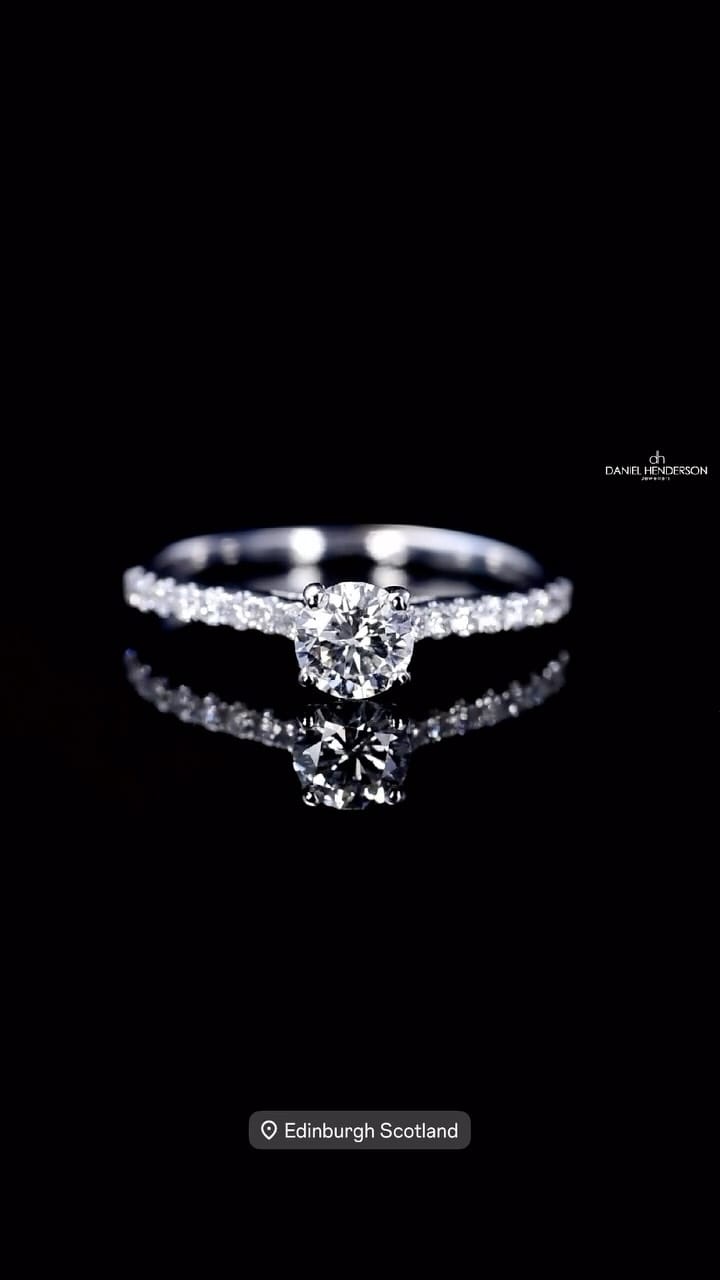 Post 5 by Daniel Henderson Jewellery on Instagram (video)