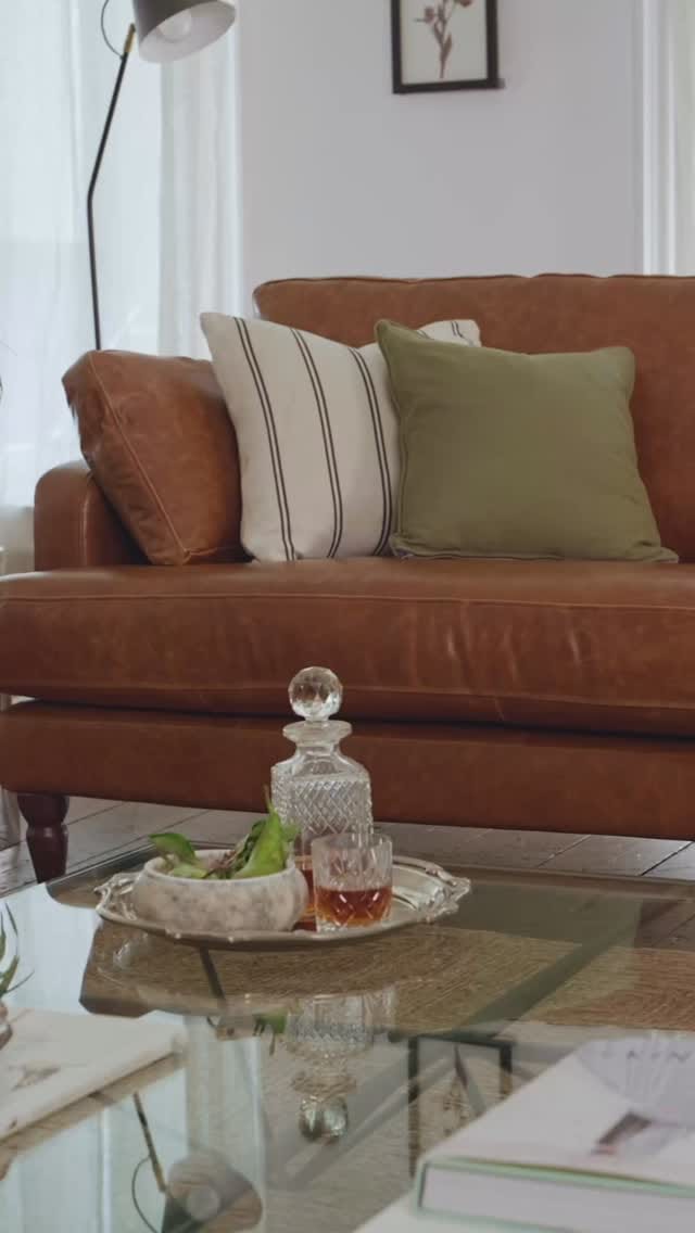 Post 8 by Darlings of Chelsea on Instagram (video)