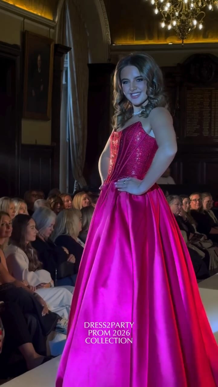 Post 9 by Dress 2 Party Prom & Formal Wear on Instagram (video)