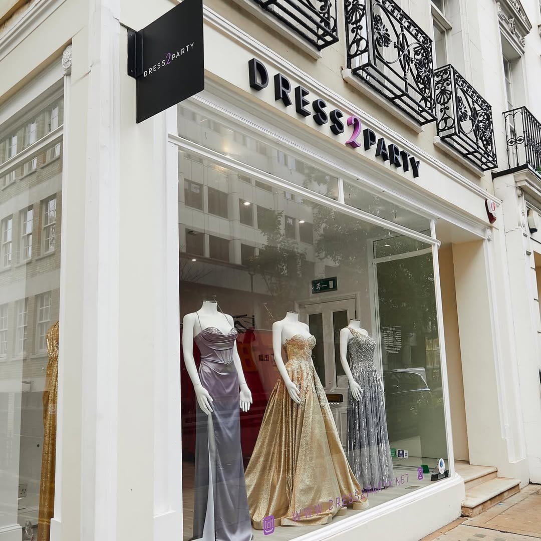 Post 10 by Dress 2 Party Prom & Formal Wear on Instagram (image)