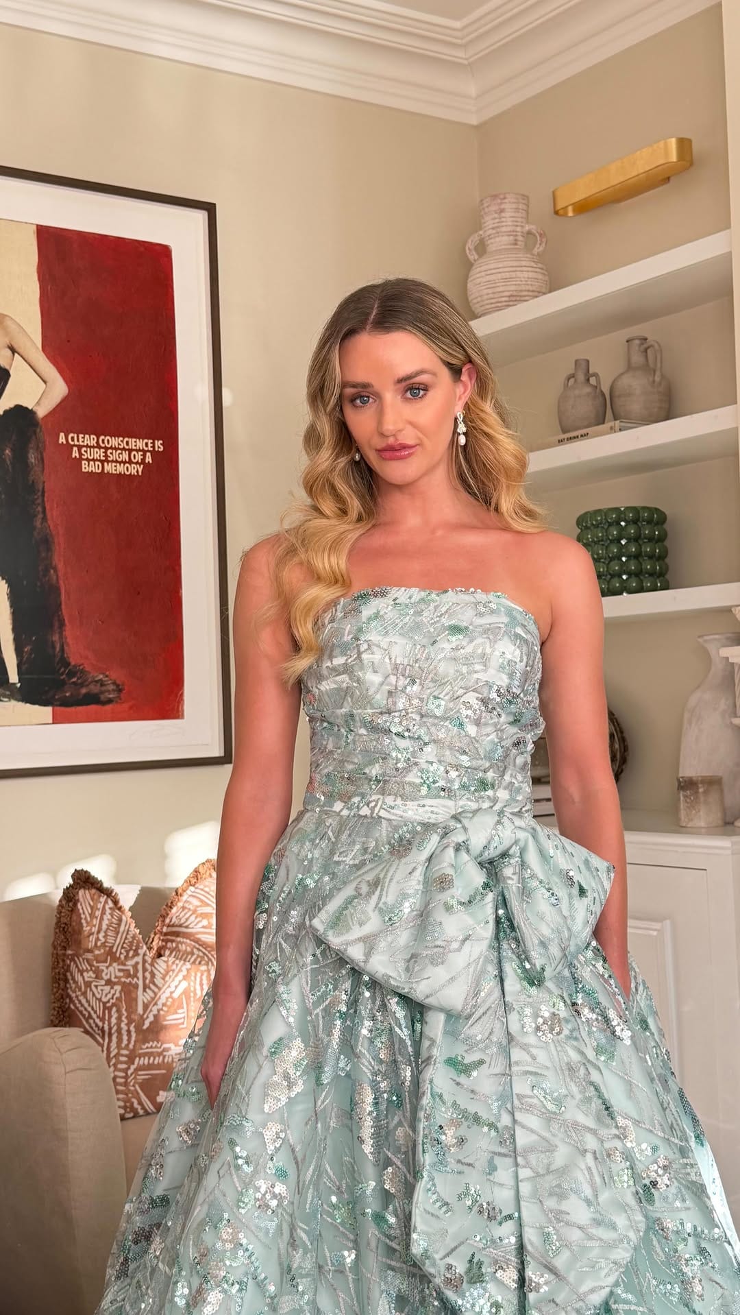 Post 4 by Dress 2 Party Prom & Formal Wear on Instagram (video)
