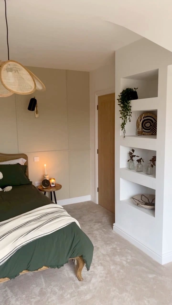 Post 5 by Emma & Spiv on Instagram (video)