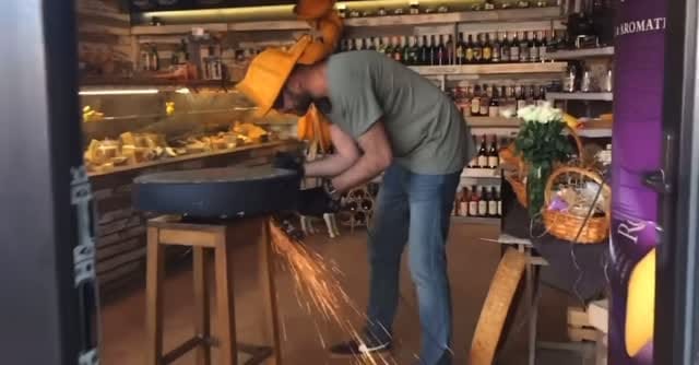 Post 6 by Say Cheese 🧀🇦🇲 on Instagram (video)
