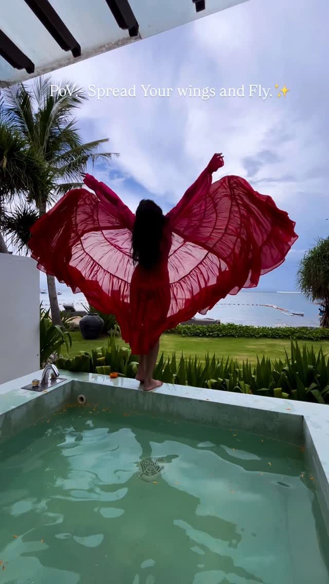 Post 5 by Isha's Designer Studio Rohtak on Instagram (video)