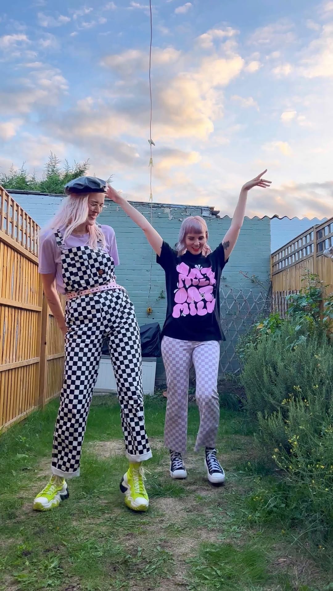 Post 7 by Care Wears on Instagram (video)
