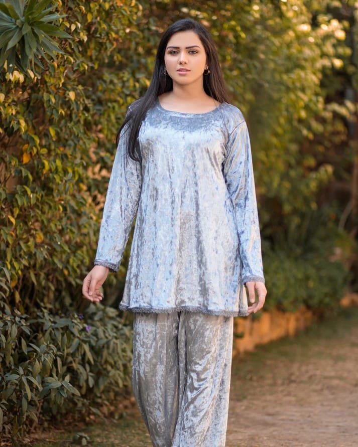 Post 7 by Areeba's Couture on Instagram (carousel)