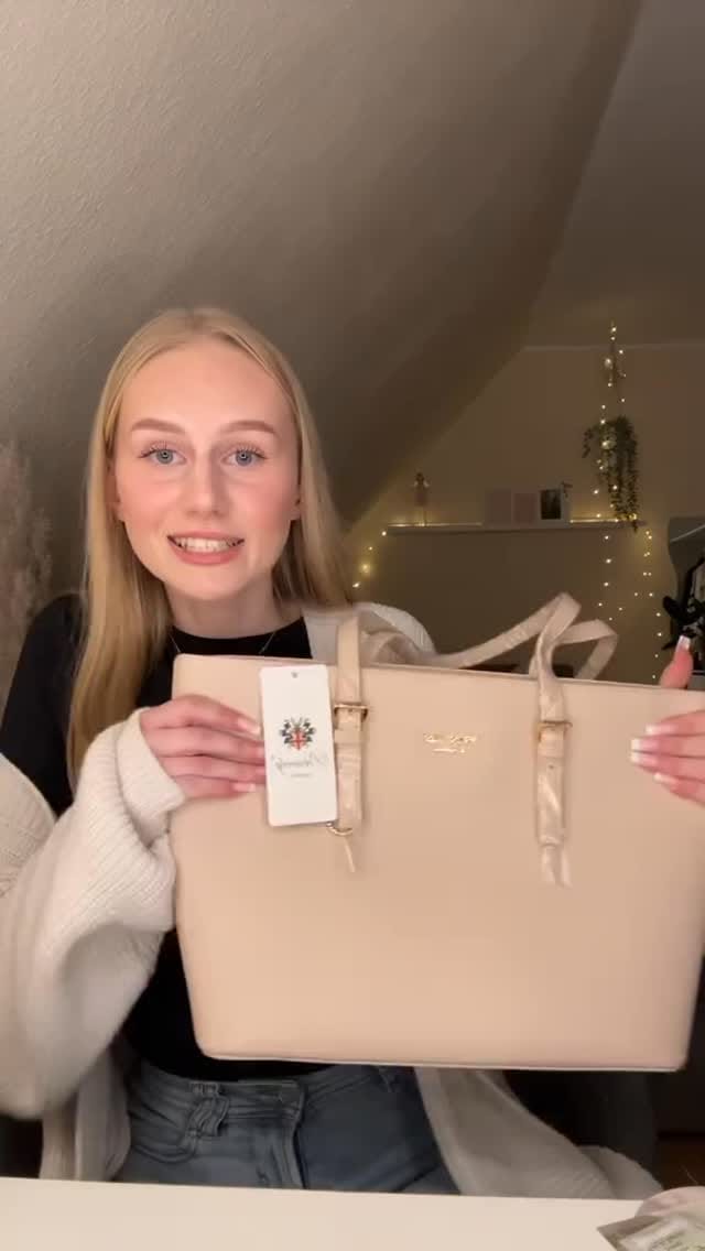Post 7 by Princely London on Instagram (video)