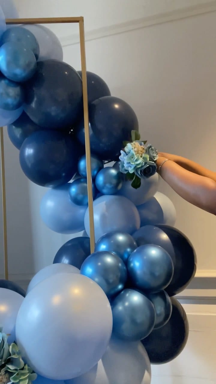Post 10 by London Balloon Stylist & DIY Kits🌍 on Instagram (video)