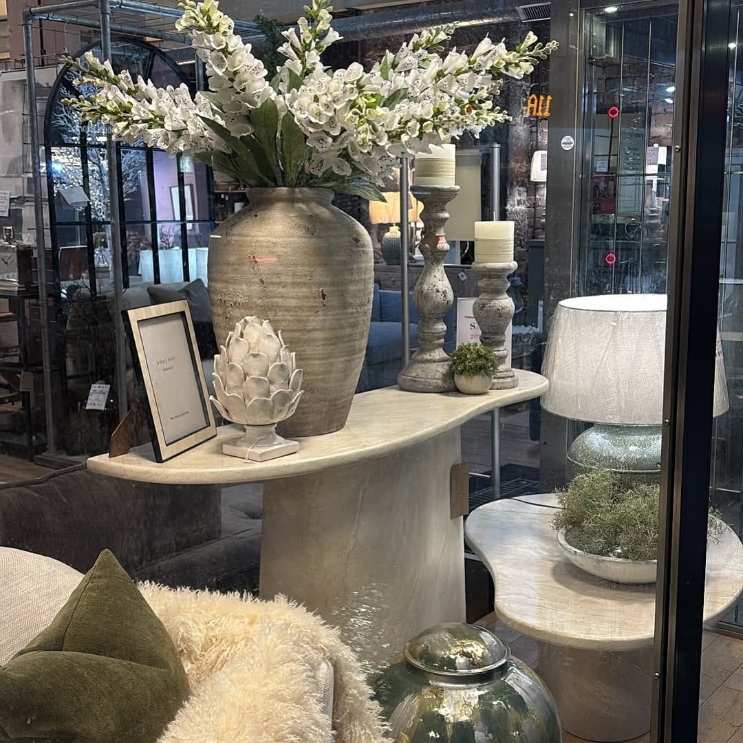 Post 1 by Annie Mo's Interiors on Instagram (image)