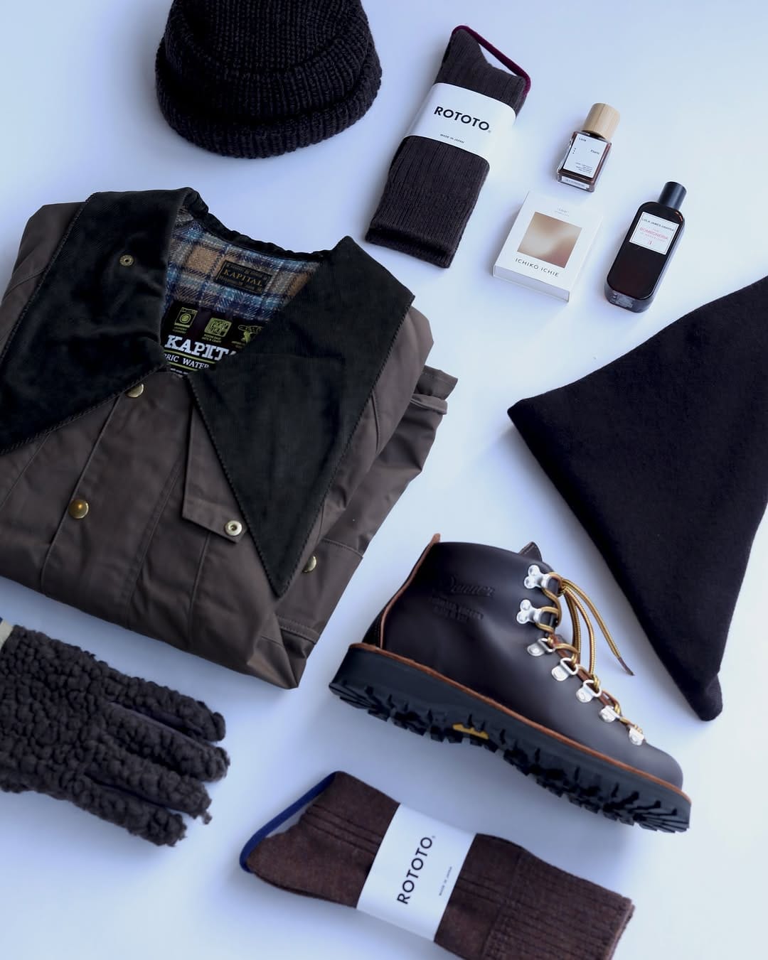 Post 10 by Epitome on Instagram (image)