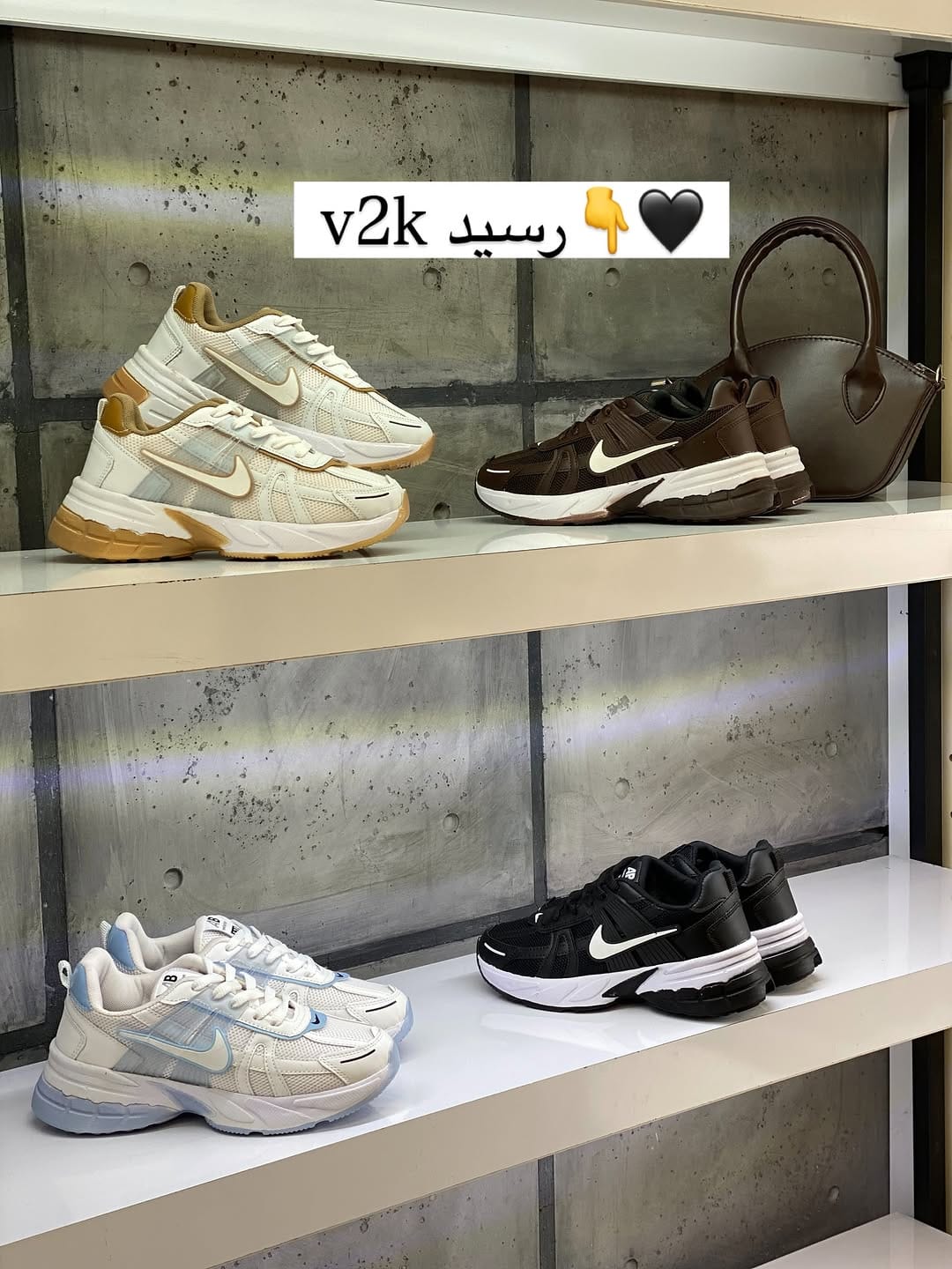 Post 5 by فروشگاه کیف و کتونی منچستر on Instagram (carousel)