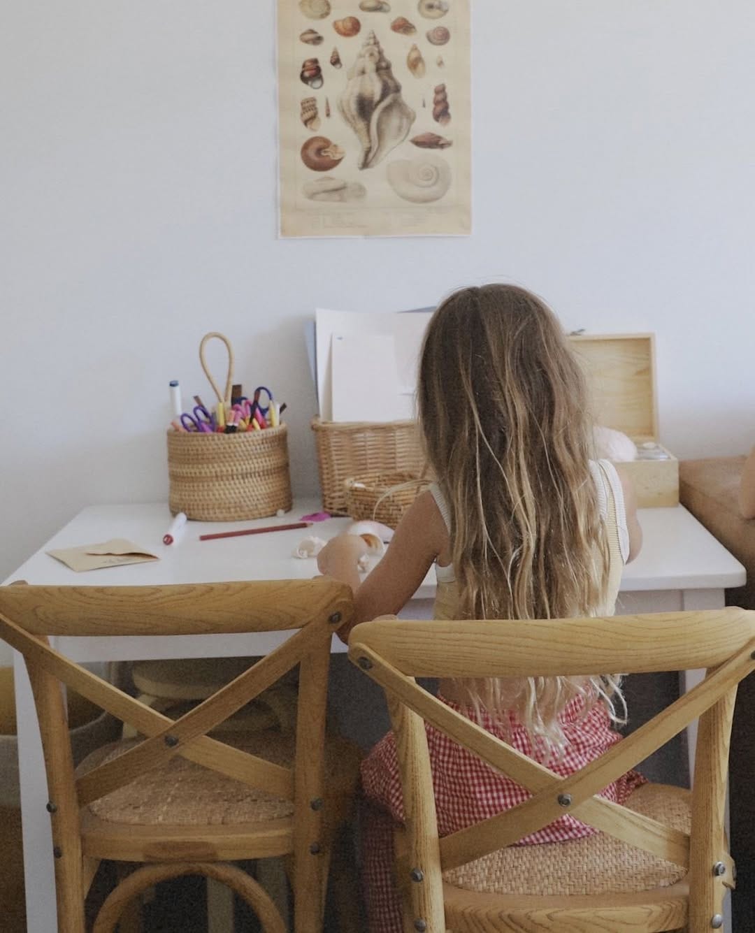 Post 10 by HipKids on Instagram (carousel)