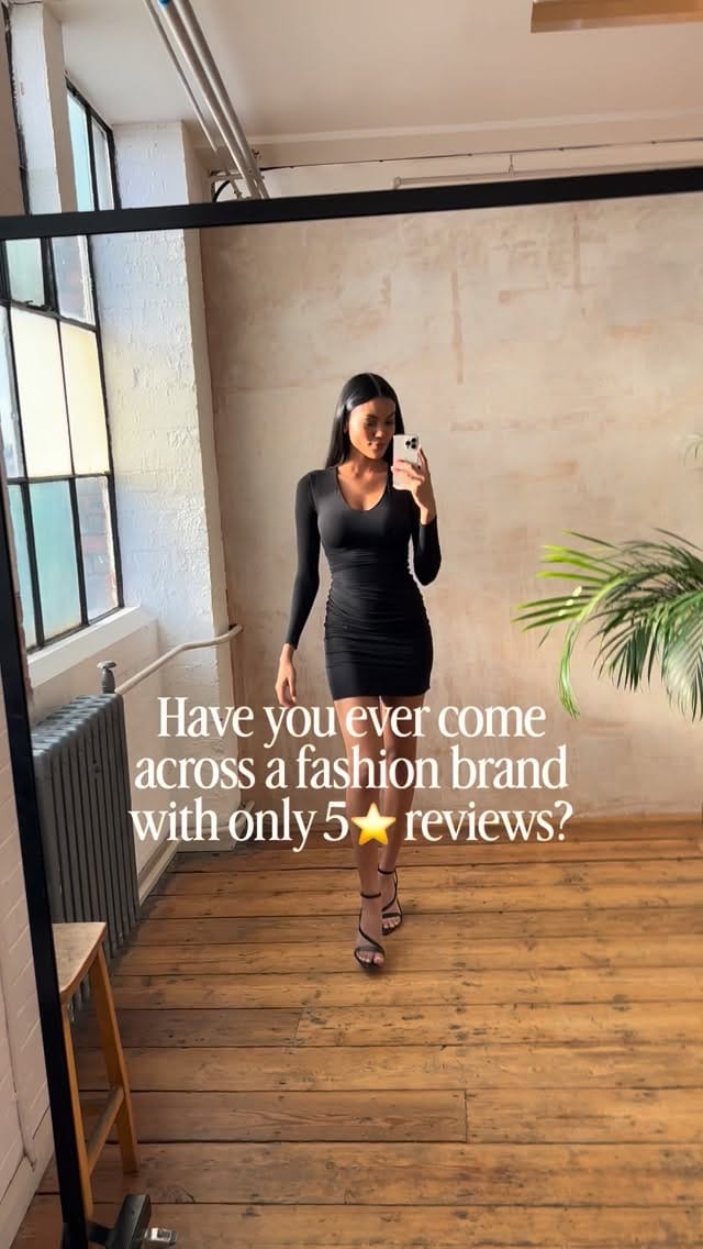 Post 2 by Mint Alice London on Instagram (video)