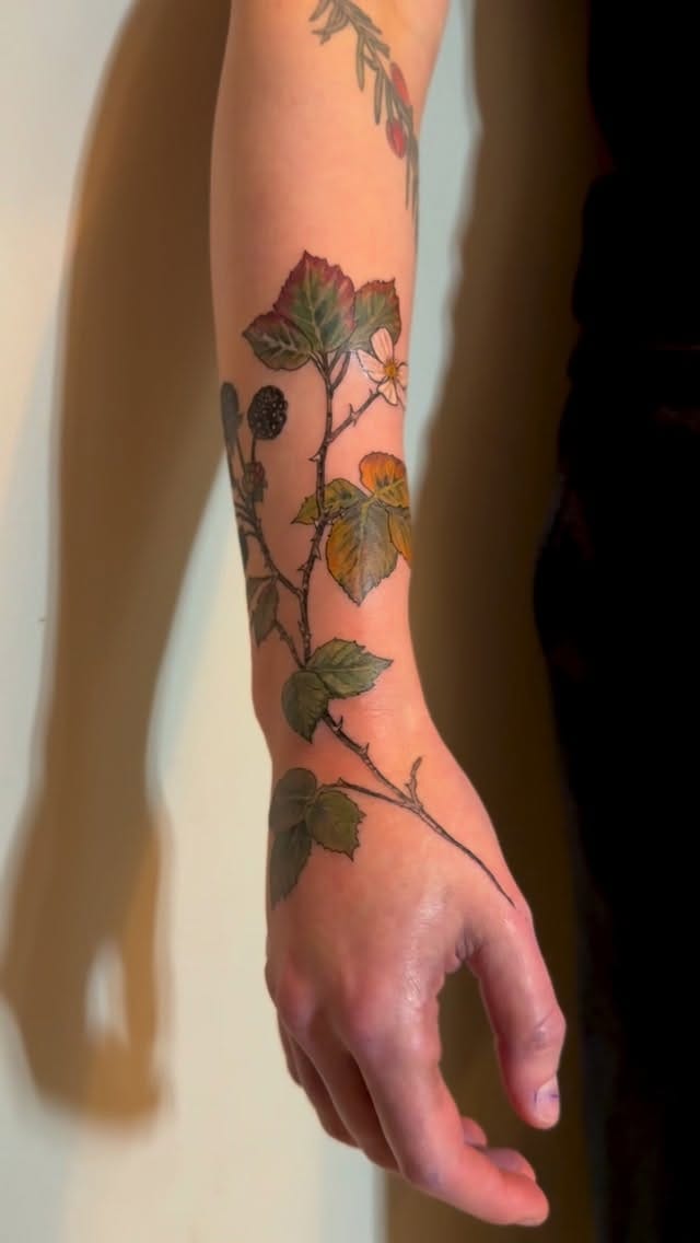 Post 7 by Harriet Hapgood. Botanical Tattoos. London UK on Instagram (video)