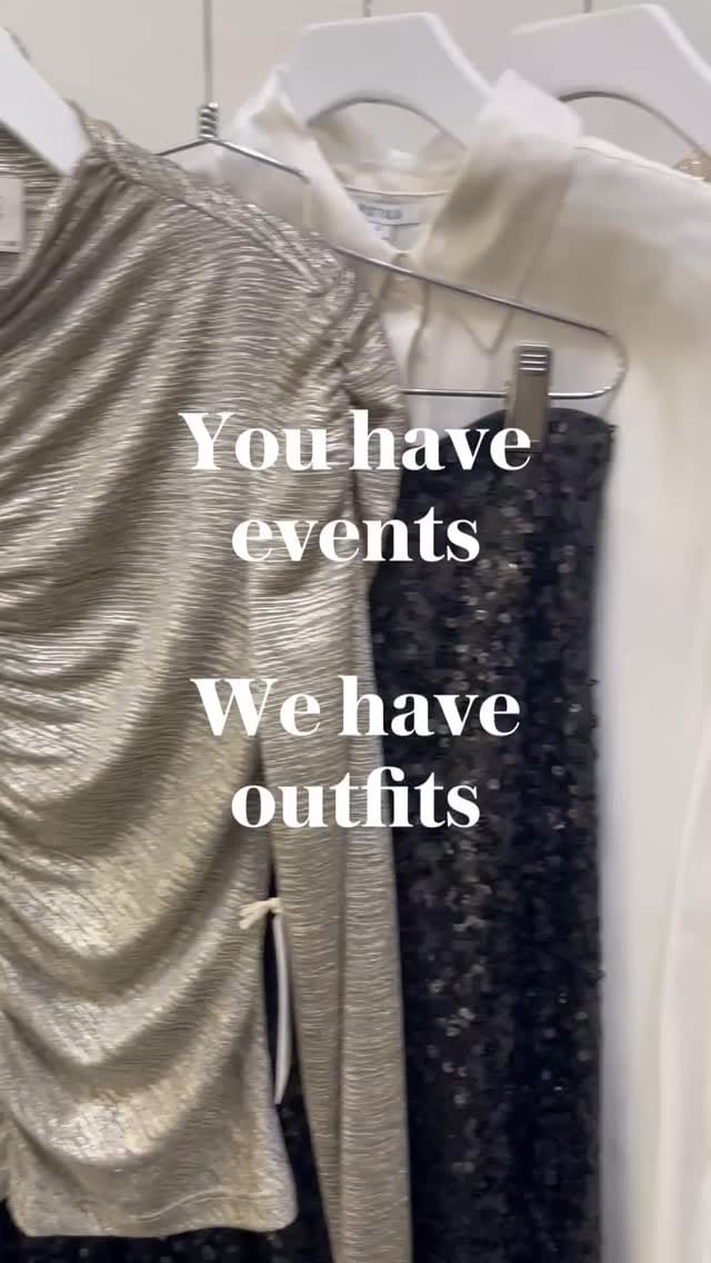 Post 10 by @theadorahomewood on Instagram (video)