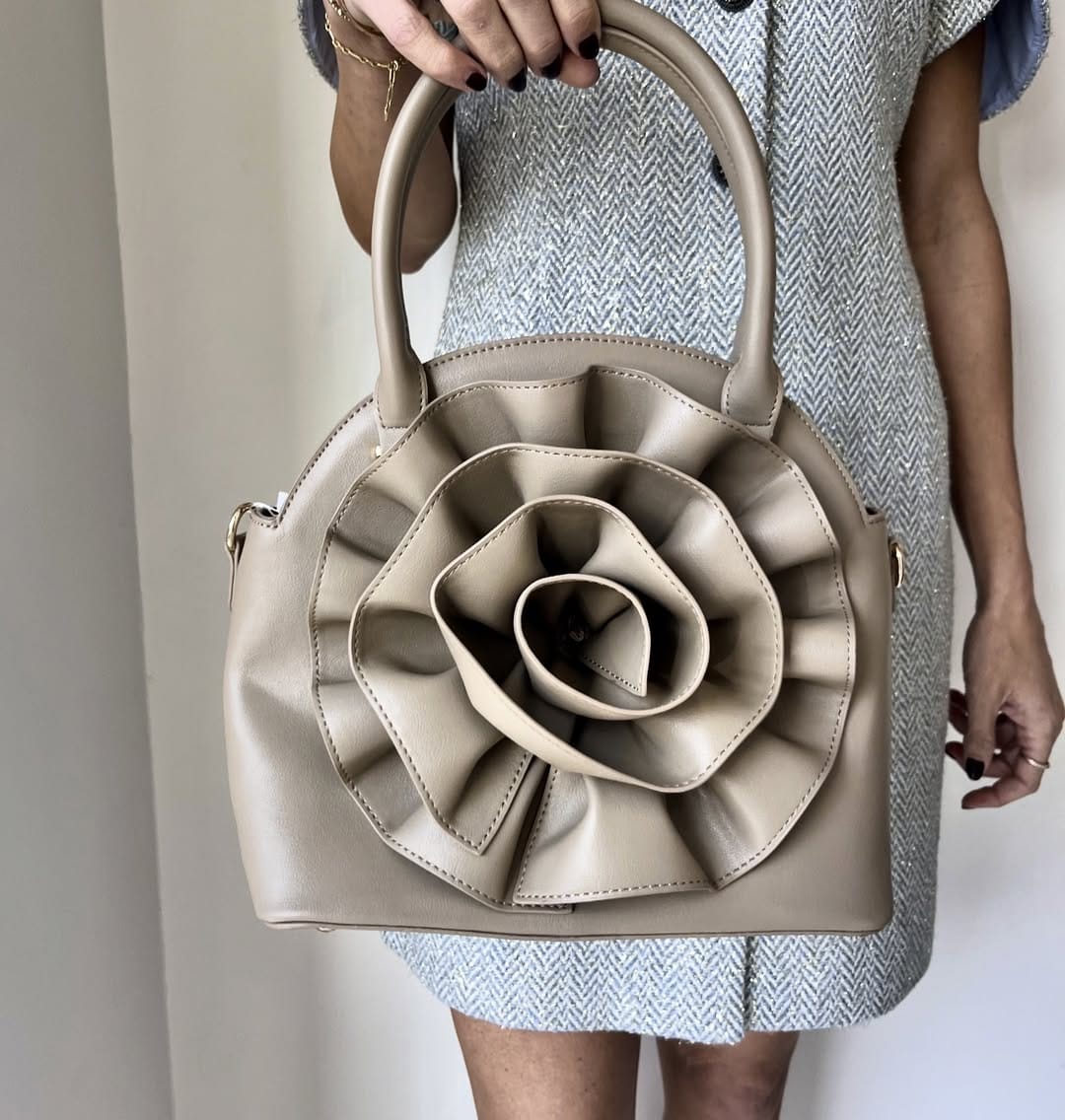 Post 8 by @theadorahomewood on Instagram (image)
