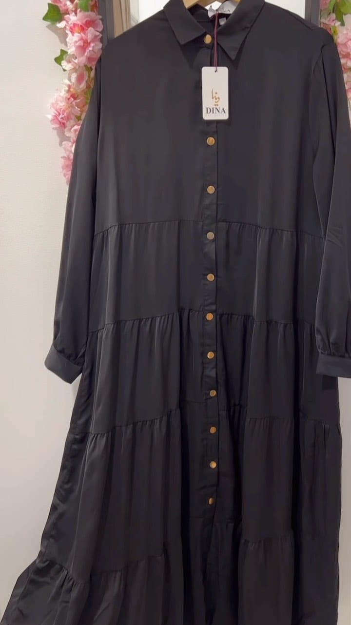 Post 6 by DINA COLLECTION on Instagram (video)
