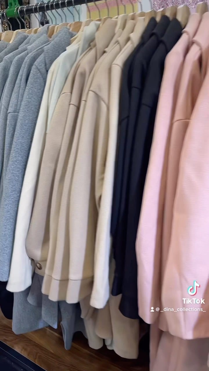 Post 7 by DINA COLLECTION on Instagram (video)