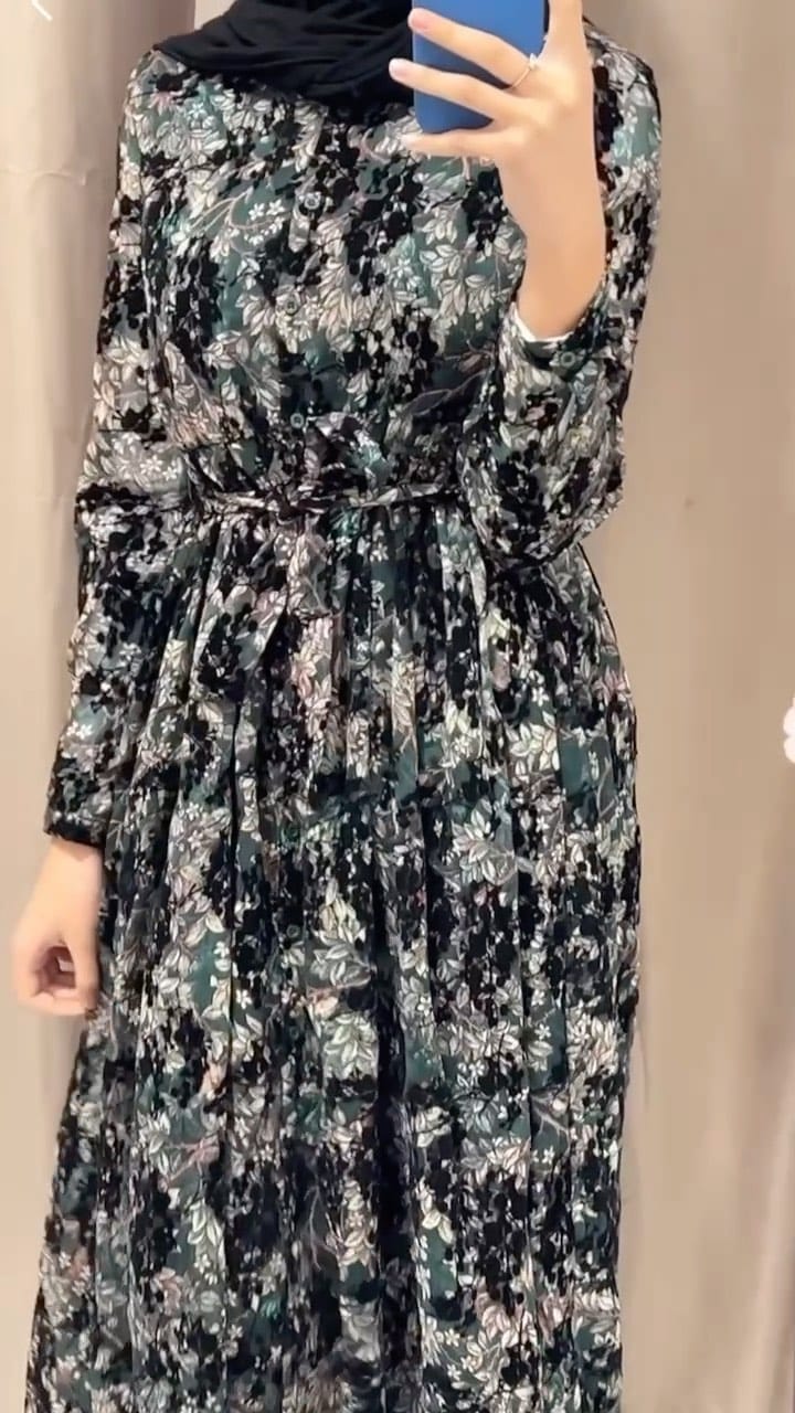 Post 9 by DINA COLLECTION on Instagram (video)