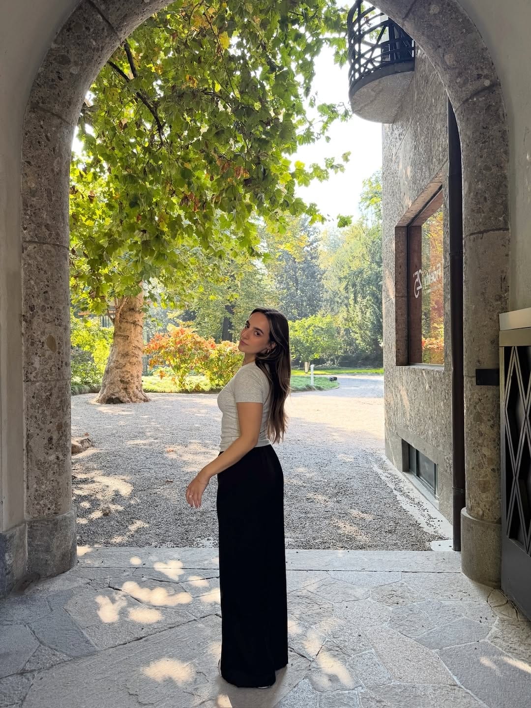 Post 4 by LYDIA ROSADO on Instagram (carousel)