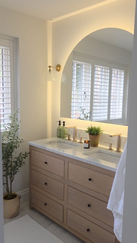 Post 4 by Our Surrey Project ♡ on Instagram (video)