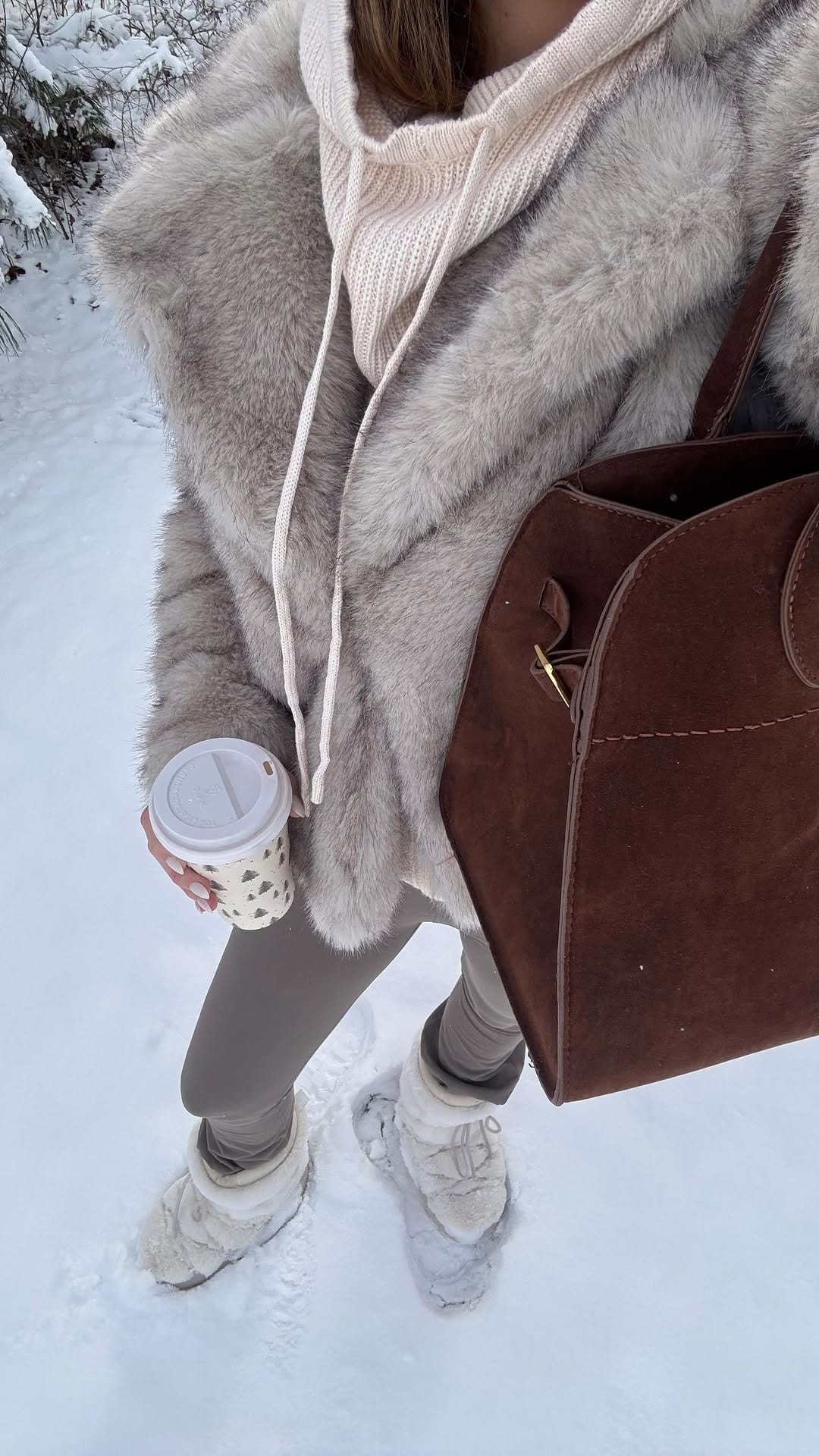 Post 3 by emily rosdahl on Instagram (video)