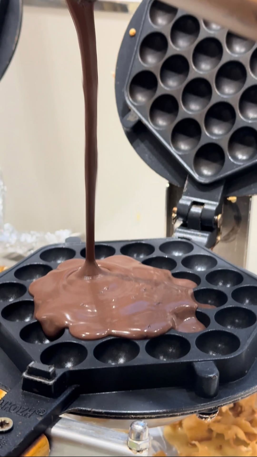 Post 5 by Bubblewrap Waffle on Instagram (video)