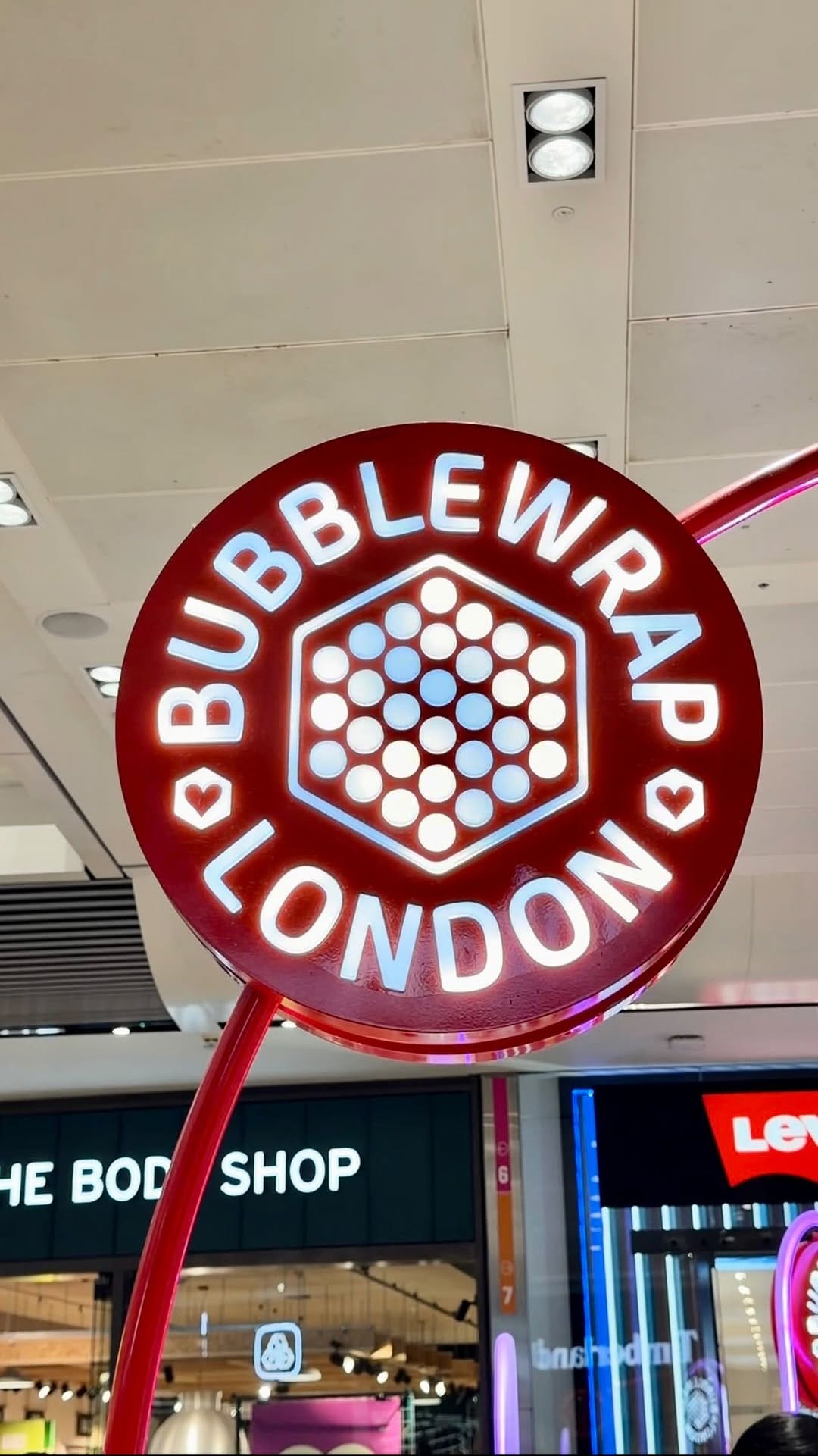Post 4 by Bubblewrap Waffle on Instagram (video)