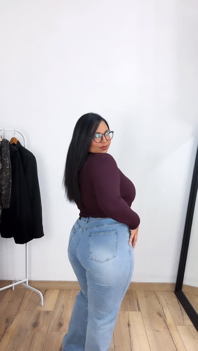 Post 4 by Tiffany Ford | Midsize curvy fashion on Instagram (video)