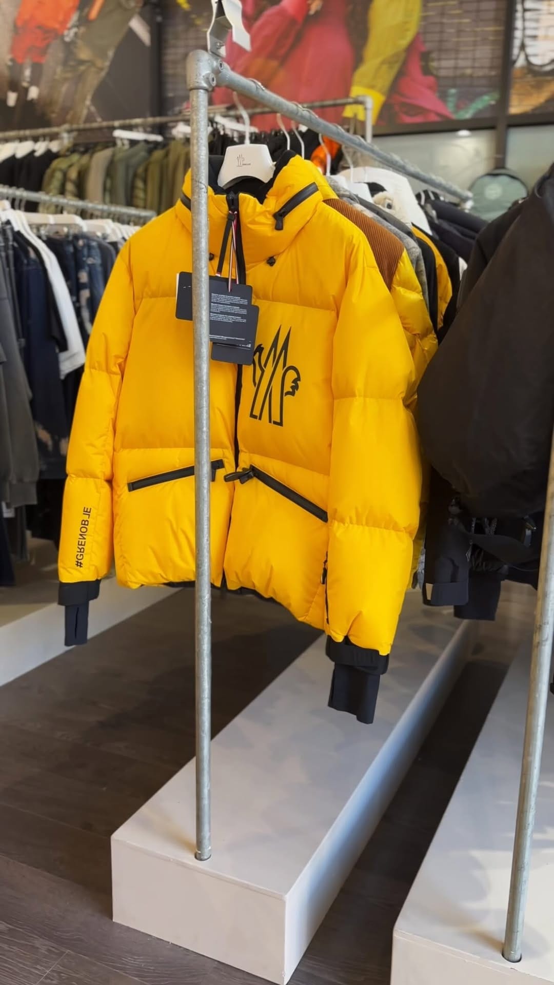 Post 2 by DPUS Designer Outlet (DP-US) on Instagram (video)