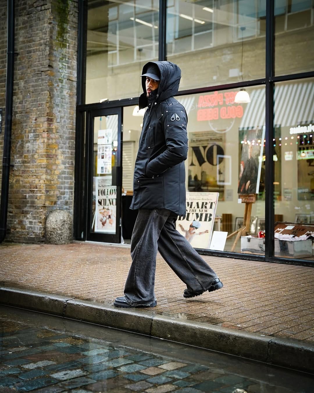 Post 10 by DPUS Designer Outlet (DP-US) on Instagram (carousel)
