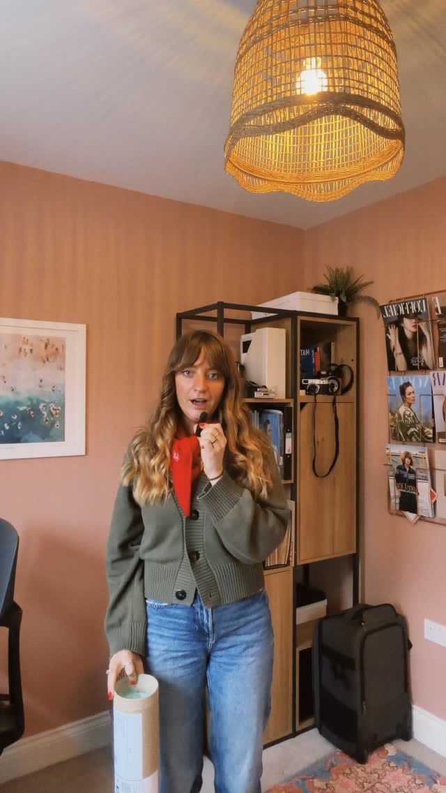Post 2 by Olivia Bossert | Brand Photographer & Artist on Instagram (video)