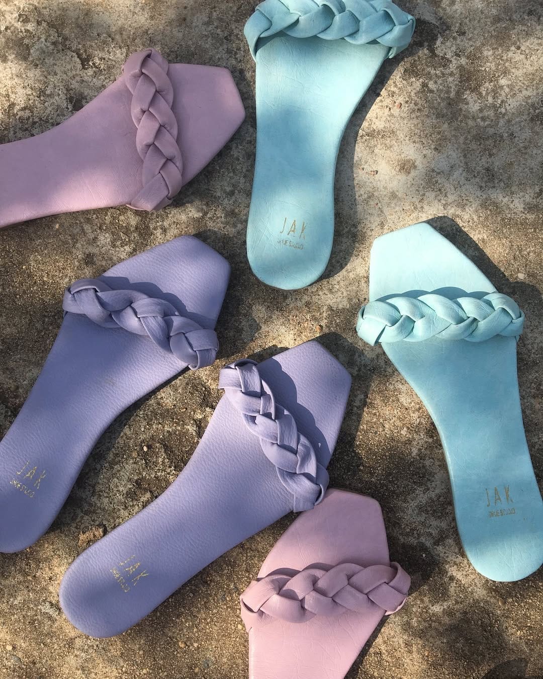 Post 10 by MIFANI.COM - Designer Shoes on Instagram (image)
