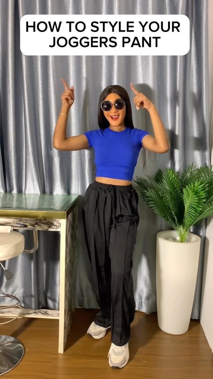 Post 10 by LUXURY CLOTHING BOUTIQUE IN OSAPA LONDON LEKKI. on Instagram (video)