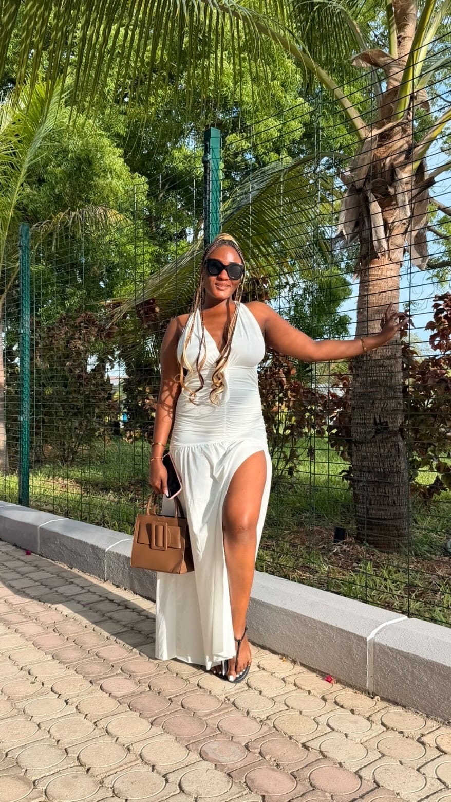 Post 4 by LUXURY CLOTHING BOUTIQUE IN OSAPA LONDON LEKKI. on Instagram (video)