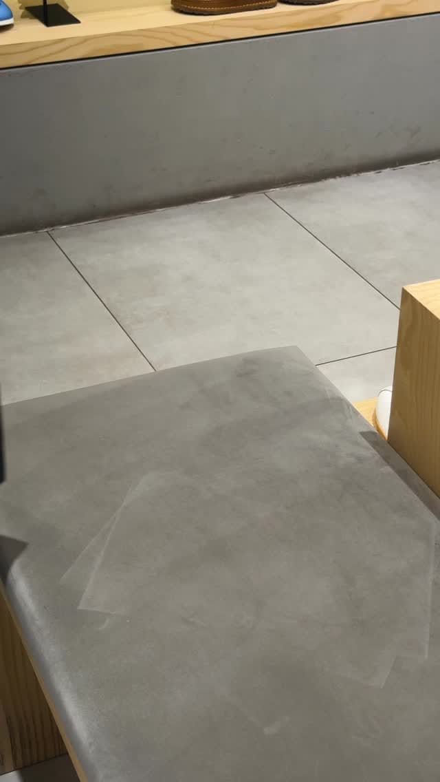 Post 10 by Urban Sneakers on Instagram (video)