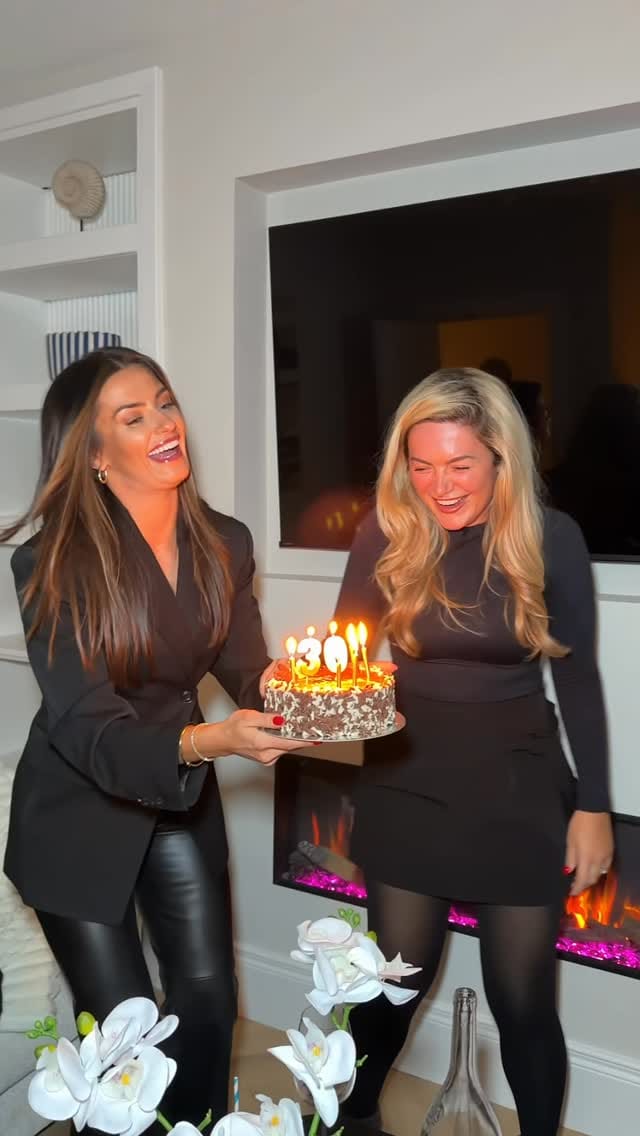 Post 2 by Victoria Patterson on Instagram (video)