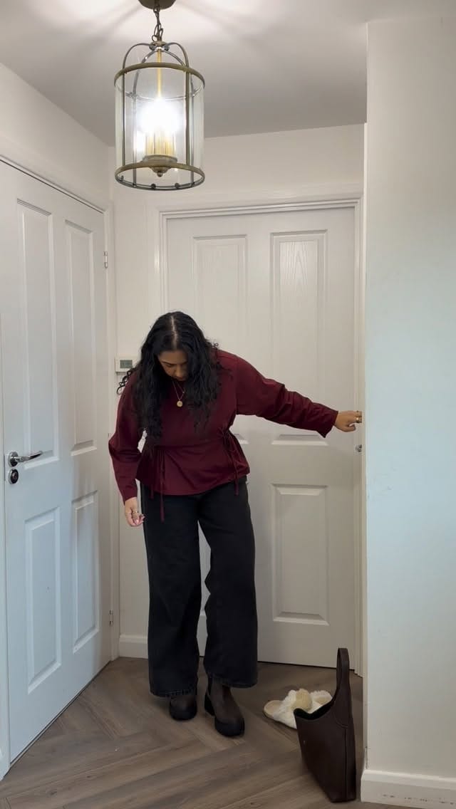 Post 2 by 𝐇𝐚𝐝𝐢𝐚 𝐀𝐬𝐥𝐚𝐦 on Instagram (video)