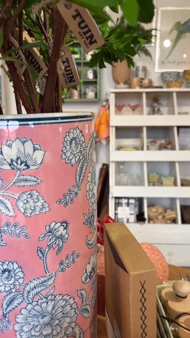 Post 6 by The Art of Home on Instagram (video)